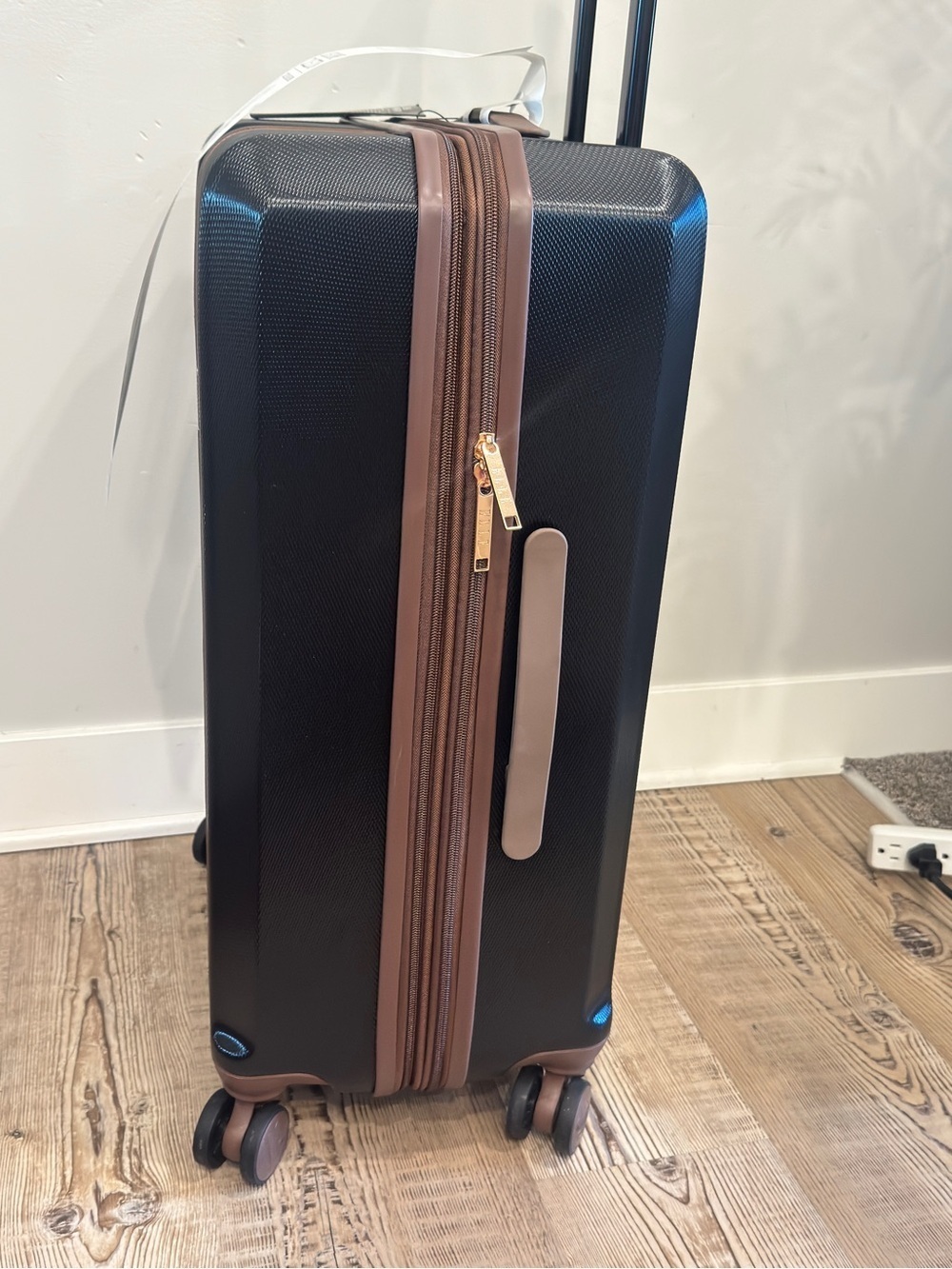 Elle Luxe Journey 1 Piece Expandable Retro Spinner Rolling check in Luggage - Picture 13 of 16